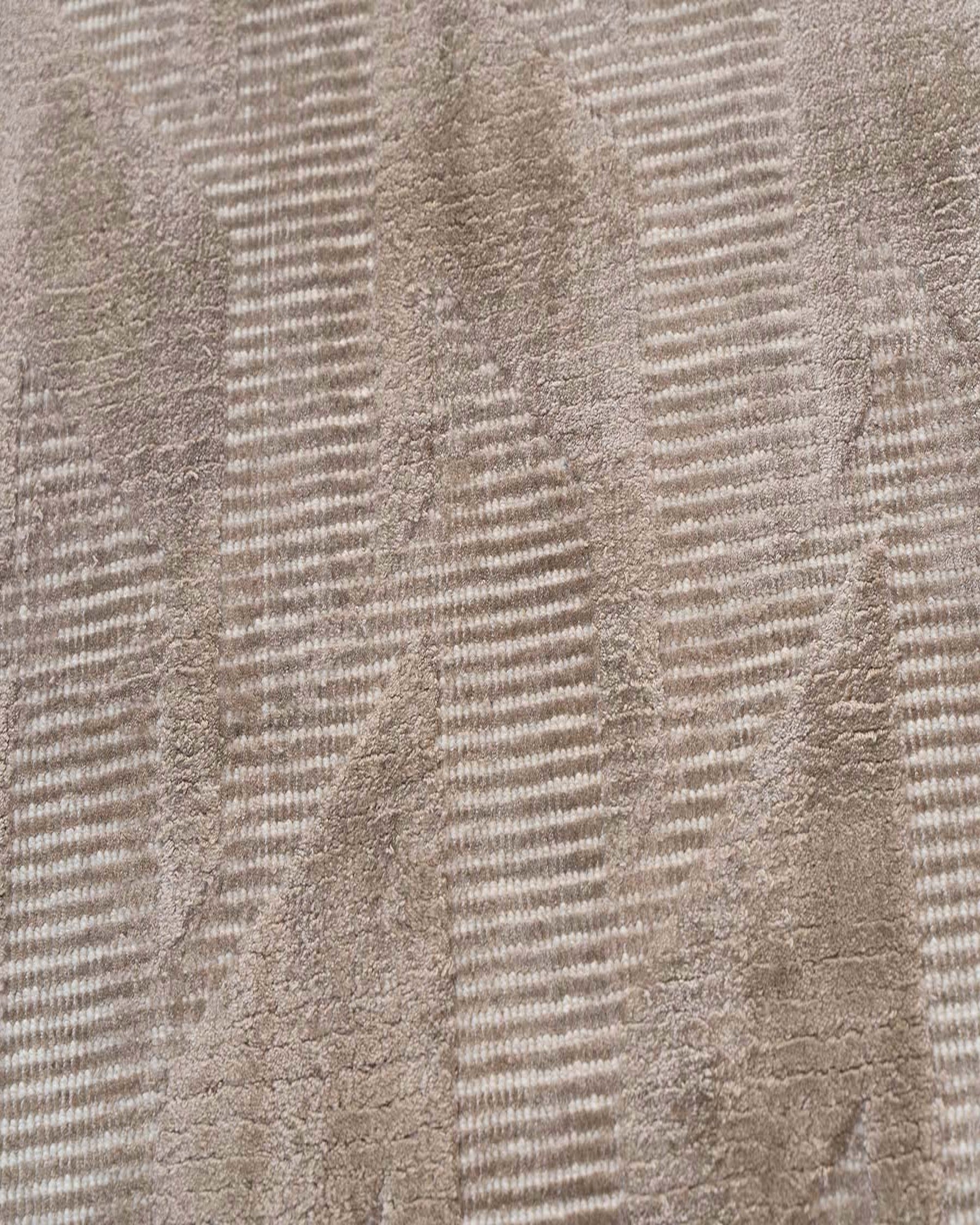 rugberry-somber-wool-silk-rug-4