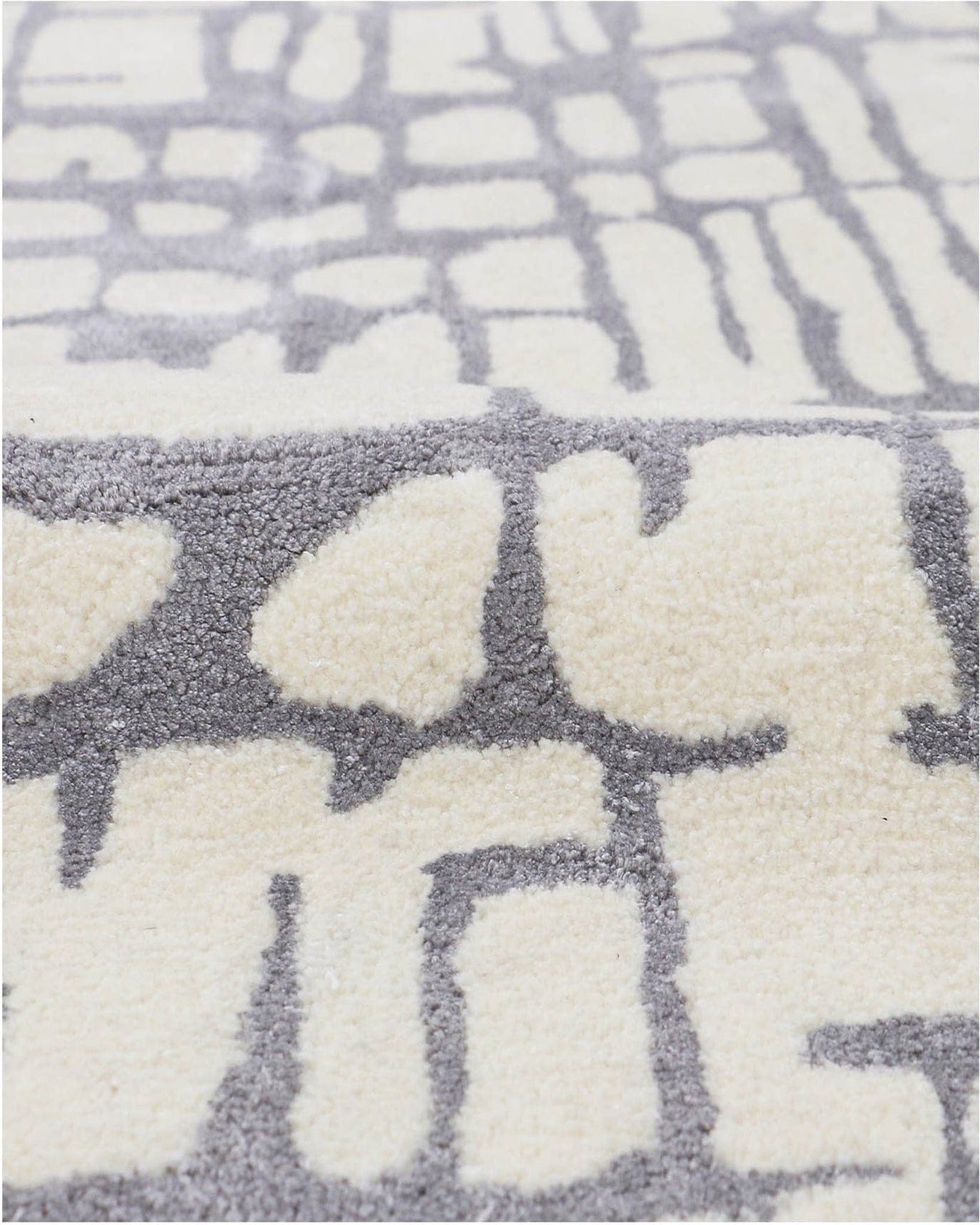 rugberry-mayhem-wool-silk-rug-2